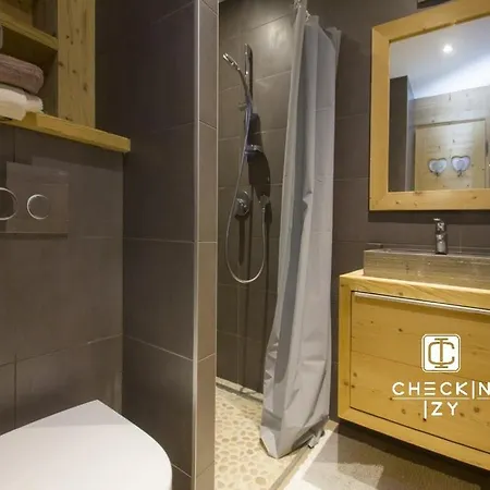 Cosy Parking Gratuit Apartman *